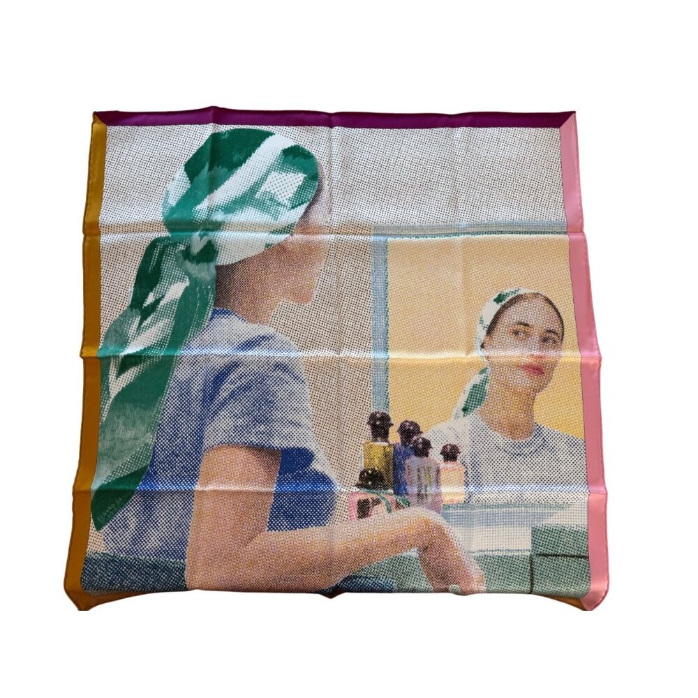 NEW! HERMES Silk Square Gaze Scarf Vintage Silk Regard de Soie, Vert/Bleu/Beige